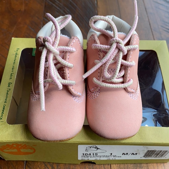 TIMBERLAND CRIB BOOTIE PINNK SIZE 1 - Picture 1 of 13
